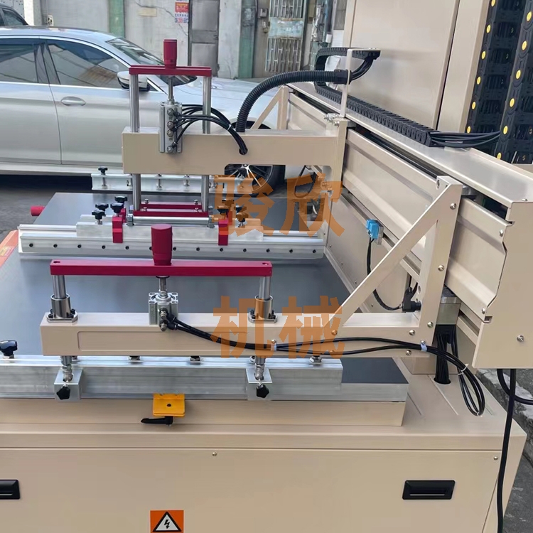 南京丝印机厂家，南京移印机厂家，骏欣机械玻璃丝印机印刷精度高